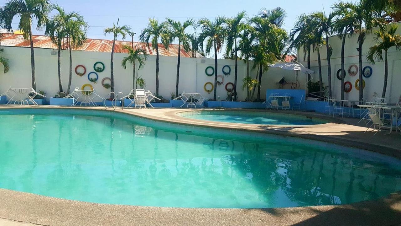 The Palacio De Laoag Exterior photo